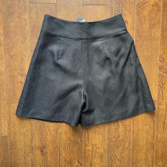 Large NWT Club Monaco Linen High Waist Bermuda Shorts. Sz 8. Black. - Picture 5 of 9